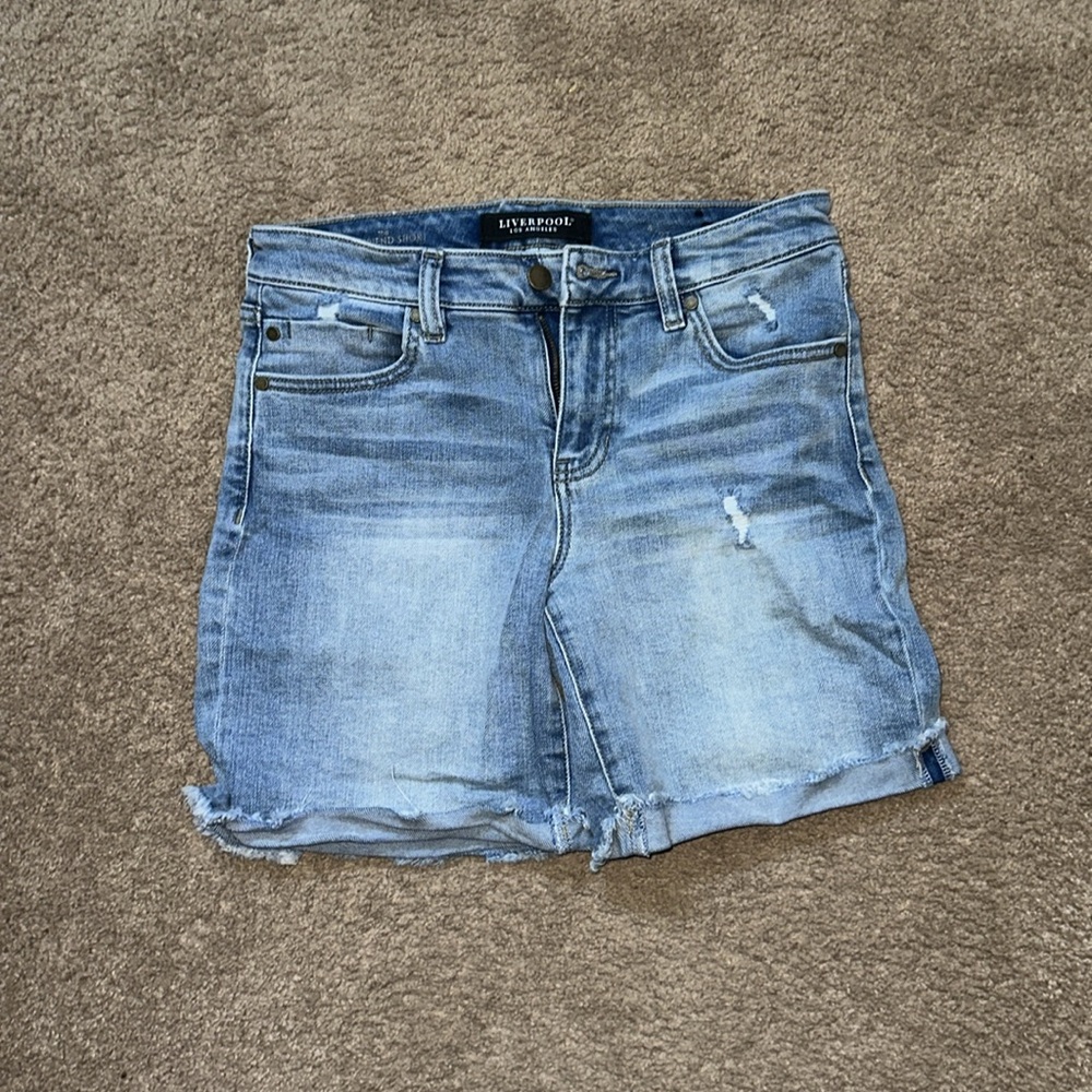 GUC Liverpool The Girlfriend Denim Shorts Size 4